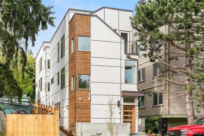 Building Photo - 3041 20th Ave W