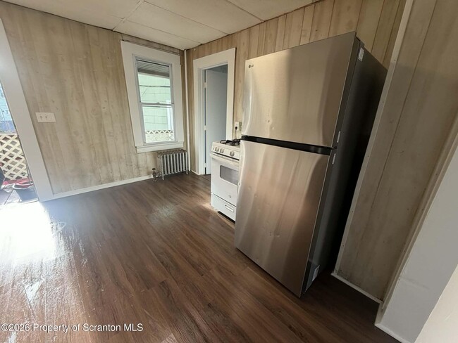 Building Photo - 112 Green Pl