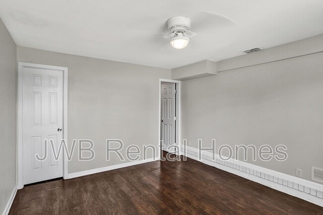 Building Photo - 2328 Wilmont Ave