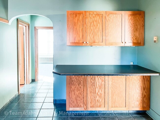 Building Photo - Charming 3bed/3bath home in Historic Fort Russell District