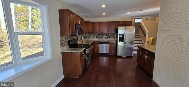 Building Photo - 7613 Locust Ln