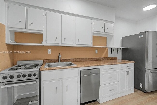 Building Photo - 60 NW 79th St