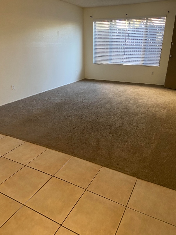 Building Photo - 1073 Estes St