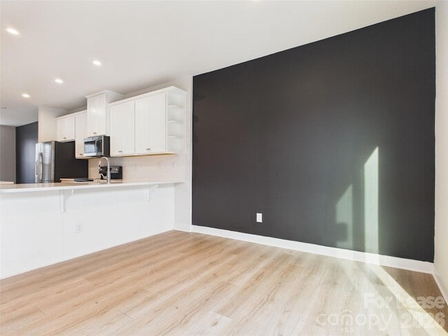 Building Photo - 3131 Coquina Ln