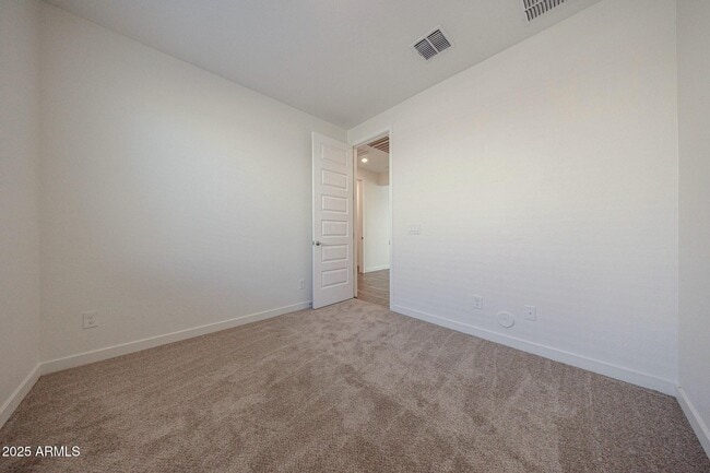 Building Photo - 16581 W Charlotte Dr