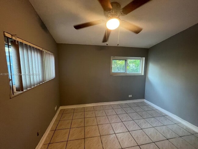 Building Photo - 1330 NE 203rd St