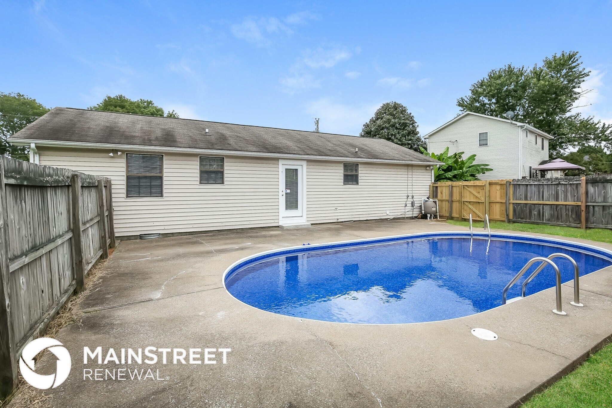 Building Photo - 431 Sunset Dr