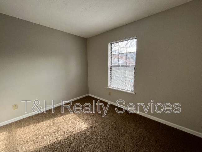 Building Photo - 5155 Brouse Ct