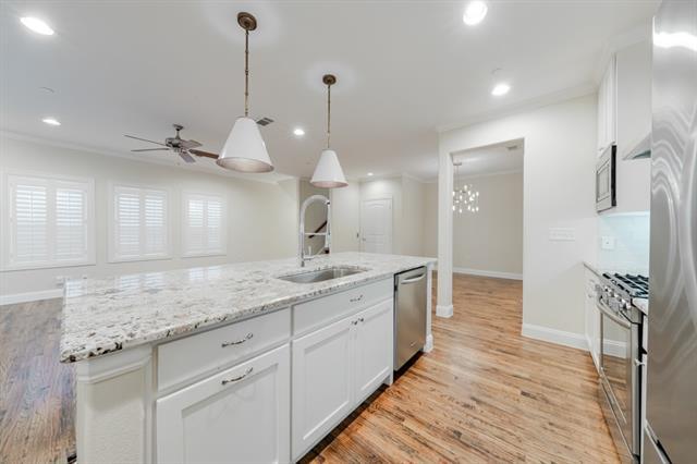 Building Photo - 4133 Hyer St