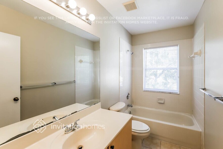 Building Photo - 7898 NW 17th Pl