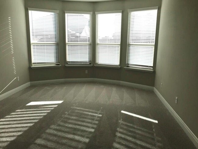 Building Photo - 109 Eli Whitney Way