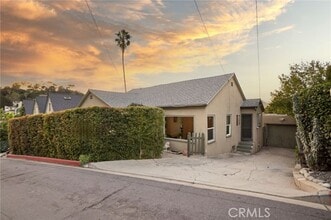 Building Photo - 1119 Princeton Dr