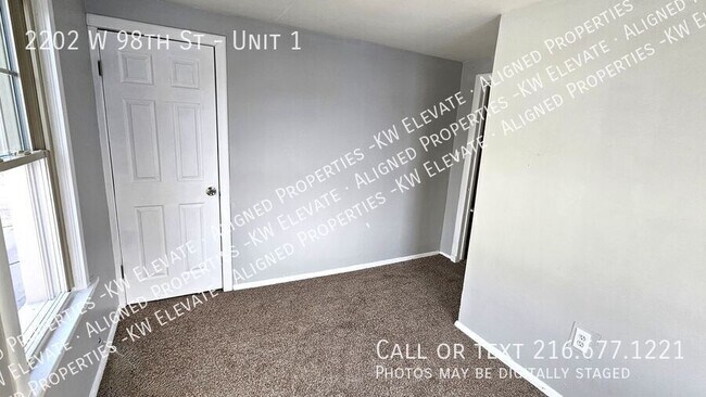 Building Photo - 2202 W 98th St