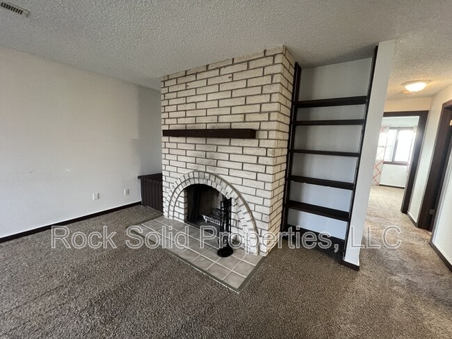 Building Photo - 3061 Reed Ave