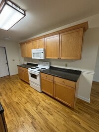 Building Photo - 31-C SL