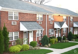 Building Photo - Clara Barton Apartments