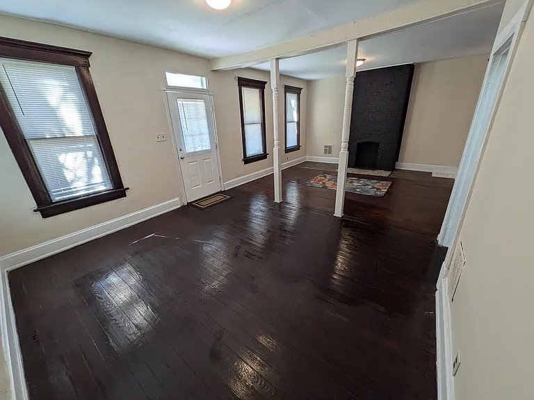 Building Photo - 60 N Harris Ave