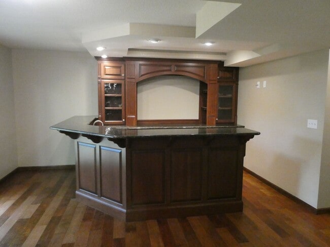 Building Photo - Beautiful home off Chapel Hill Rd