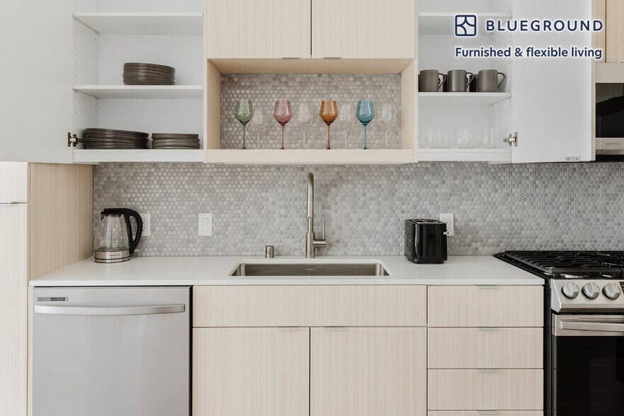 Building Photo - 3301 Innovation Wy