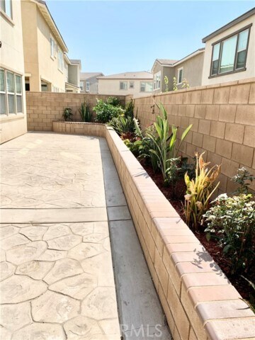 Building Photo - 2772 E Raspberry Ln