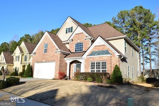 Building Photo - 45 Greenview Dr