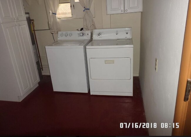 Building Photo - 4051 E Alhambra Pl