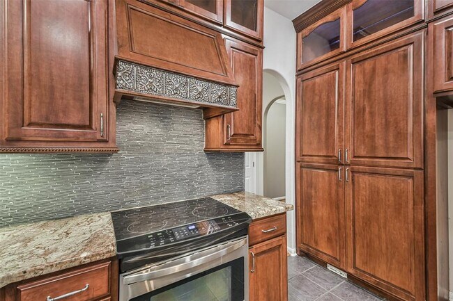 Building Photo - 20942 Wind Field Ln