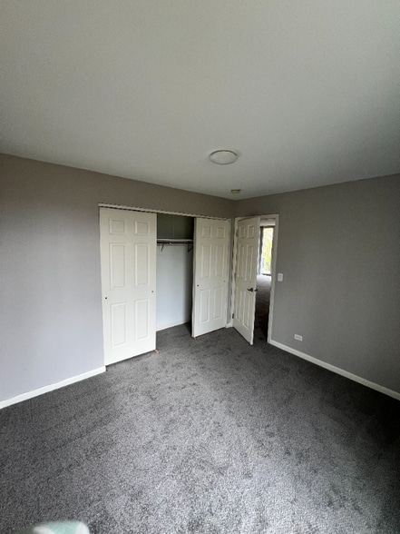 Building Photo - 5650 Abbey Dr