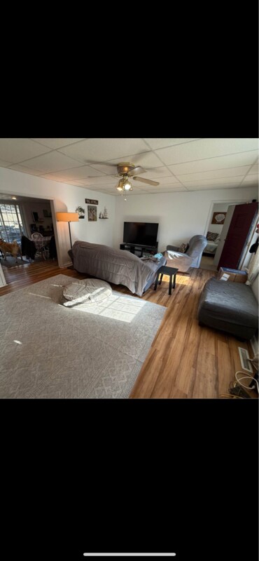 Building Photo - 1023 Gladden St