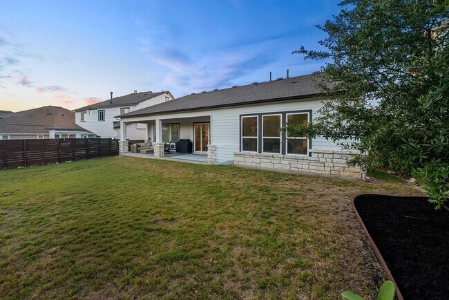 Building Photo - 16705 Horondelle Dr