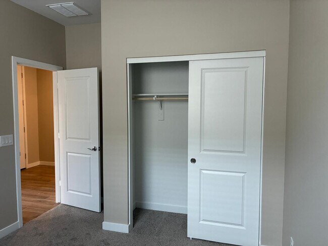 Building Photo - 18372 W Villa Chula Ln