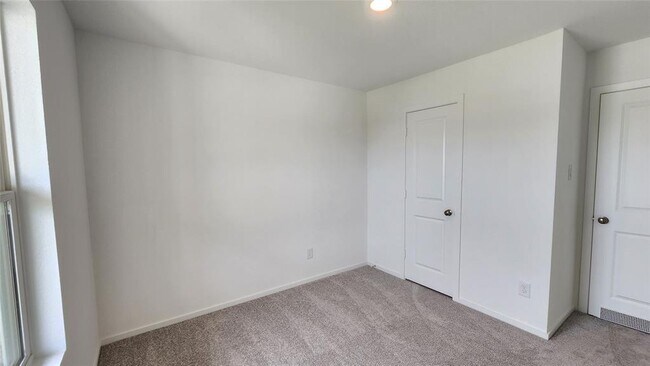 Building Photo - 29018 Rustic Windmill Wy