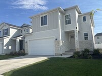 Building Photo - 3770 N Cuade St