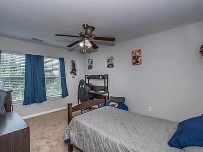 Building Photo - 450 Laurel Mist Ln