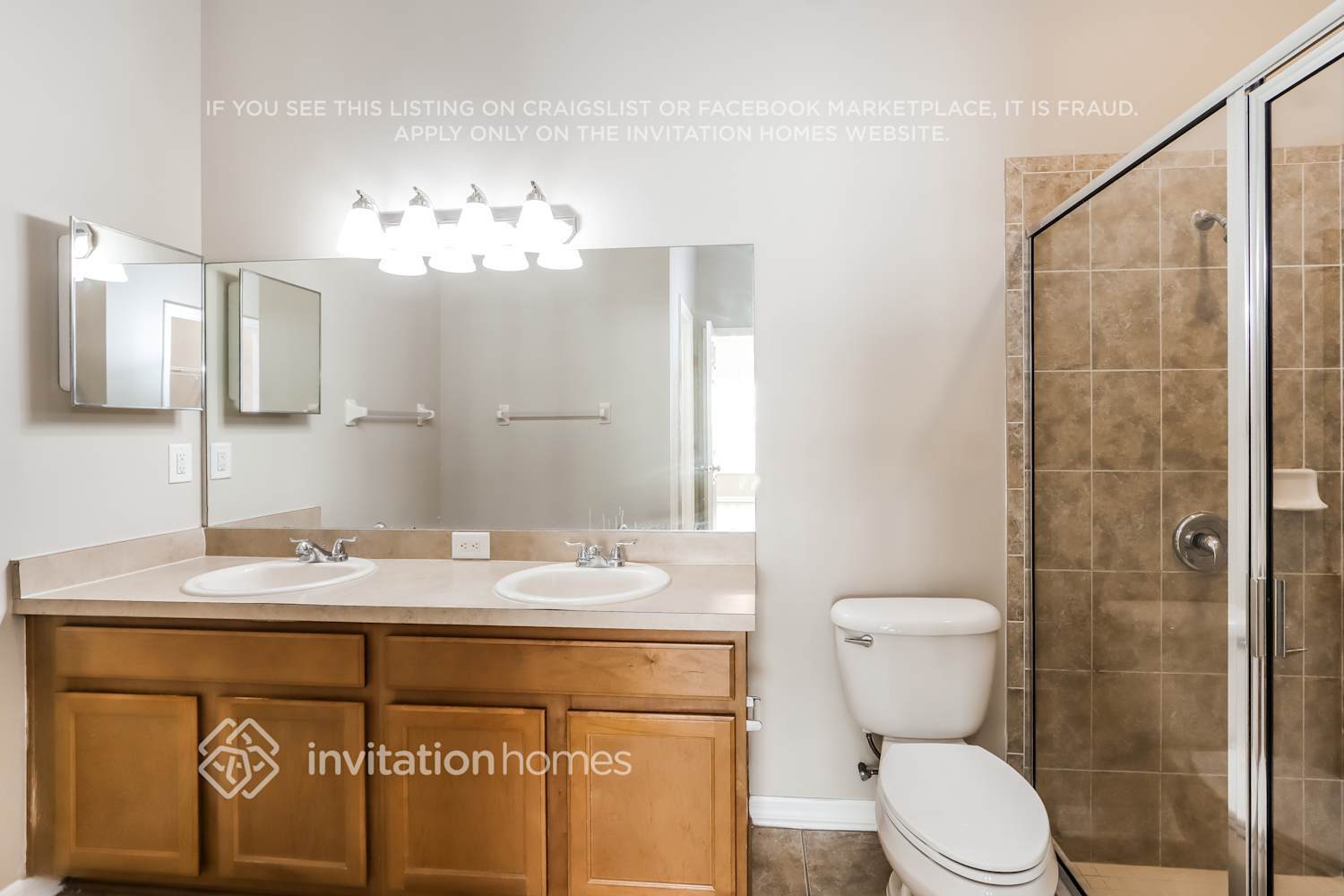 Building Photo - 10750 Pictorial Park Dr