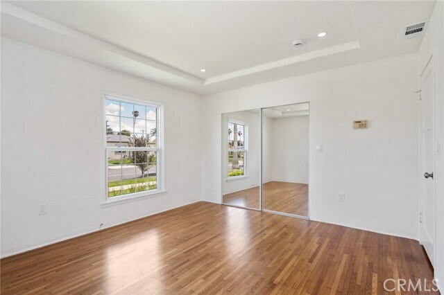 Building Photo - 3883 Degnan Blvd