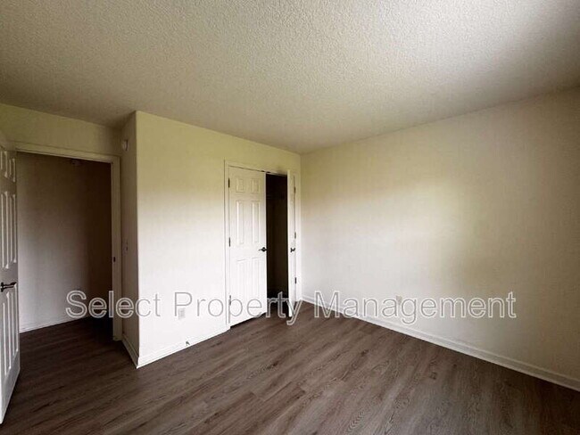 Building Photo - 7501 Ravens Stone Dr