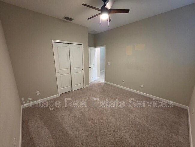 Building Photo - 10049 Victory Gallop Loop