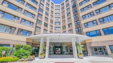 Building Photo - 101 S Raleigh Ave