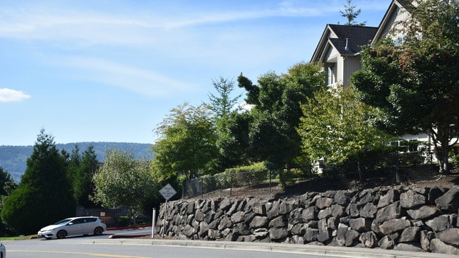 Building Photo - Issaquah Daybreak - 1 bedroom