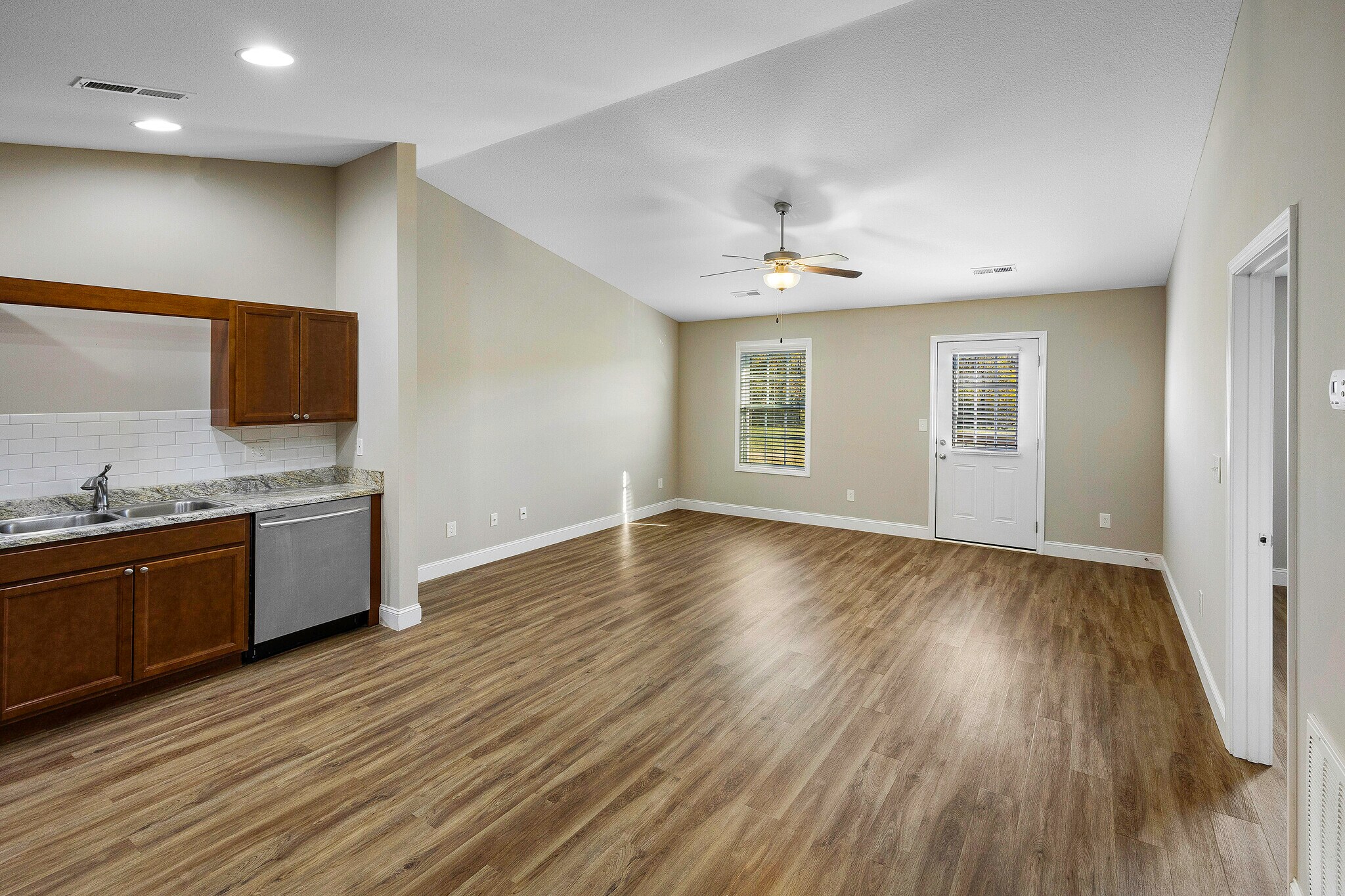 Building Photo - 5354 Dover Springs Way