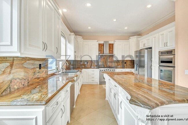 Building Photo - 20 Sierra Vista