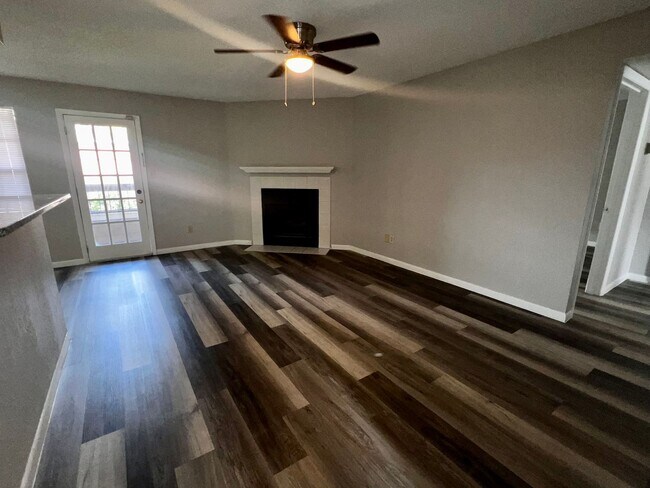 Building Photo - 4355 Perkinshire Ln