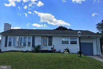 Building Photo - 1130 Ruxton Rd