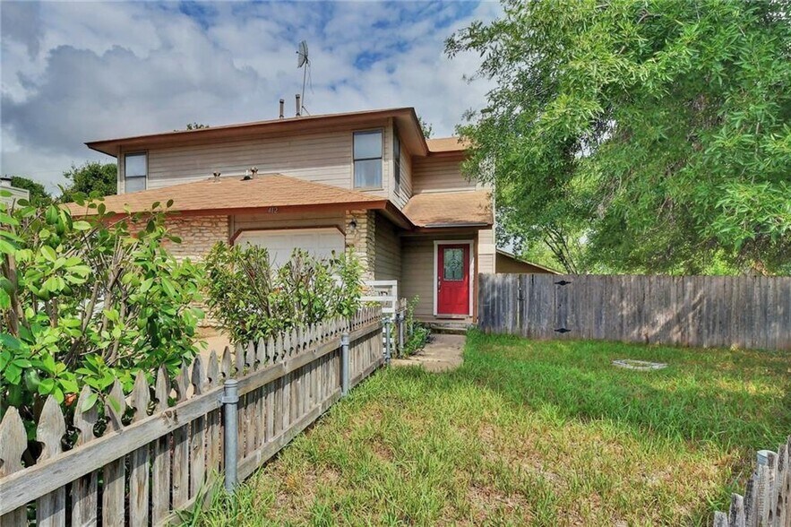 Building Photo - 412 Parkhill Cv