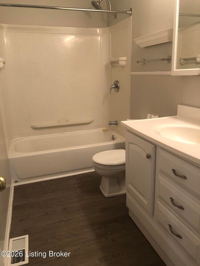Building Photo - 6811 Cedarwood Dr