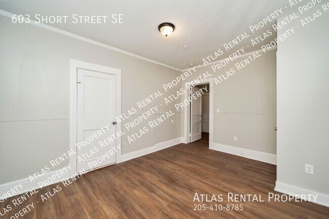 Building Photo - 603 Short St SE