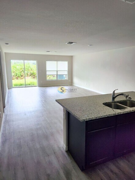 Building Photo - 6164 Allied Ct