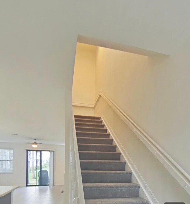 Building Photo - 1087 NW 33rd Manor