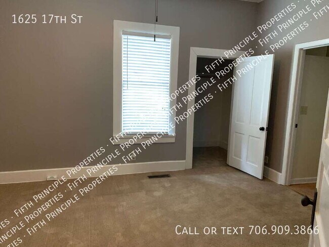 Building Photo - 1625 17th St